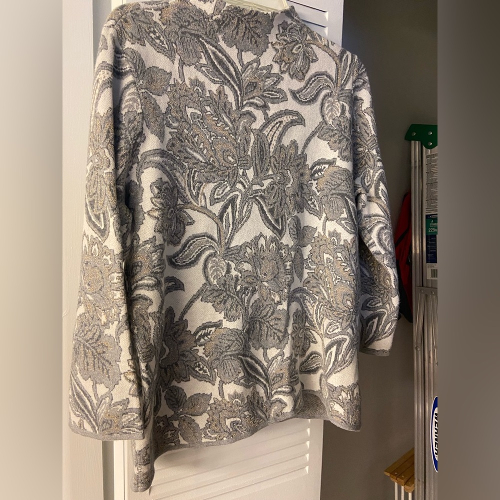 Chico's Gray and Cream Zip-Front Jacquard Sweater
